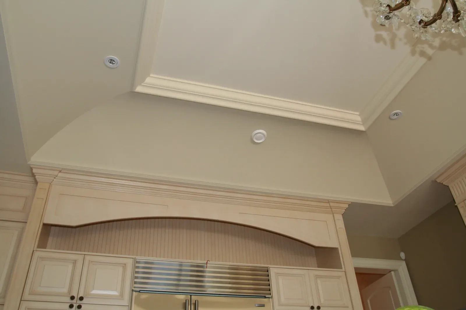 Interior crown moulding